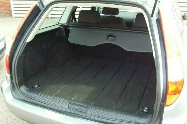 Używany Ford Mondeo 2004 Hatchback