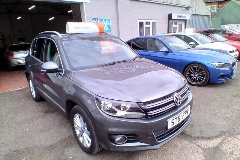 Grey Used 2011 VW Tiguan SE SUV | £4,995 (Fair price) - Image 1/1