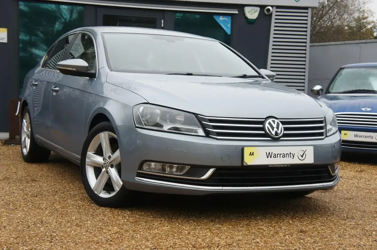 Used VW Passat SE 160 HP (117 kW) 2011 Grey Sedan
