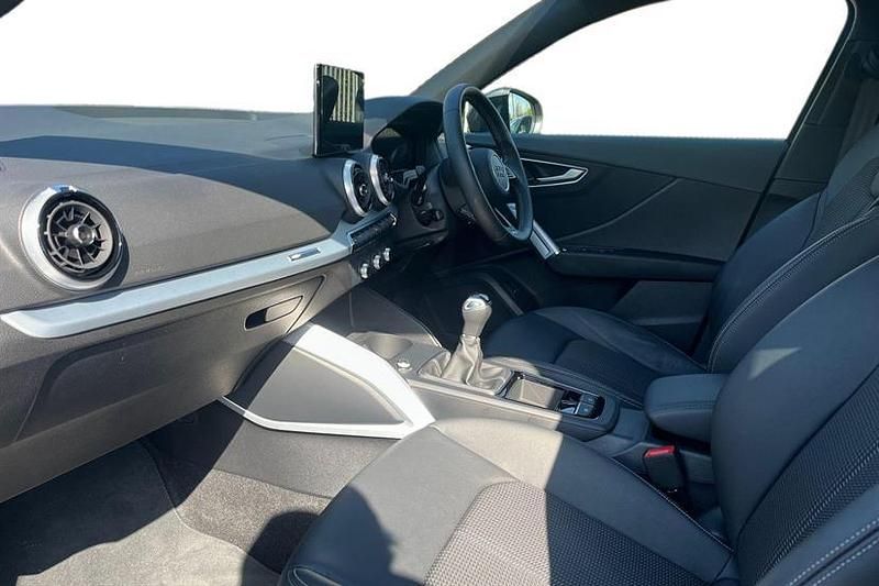 Used Audi Q2 S-Line 150 HP (110 kW) 2025 Grey SUV