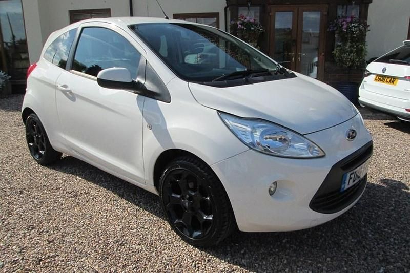 White Used 2016 Ford Ka Zetec Hatchback | £4,980 (Fair price) - Image 1/1