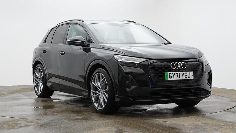 Mythos black metallic Used 2021 Audi Q4 e-tron Comfort SUV | £24,990 (Super price) - Image 1/3