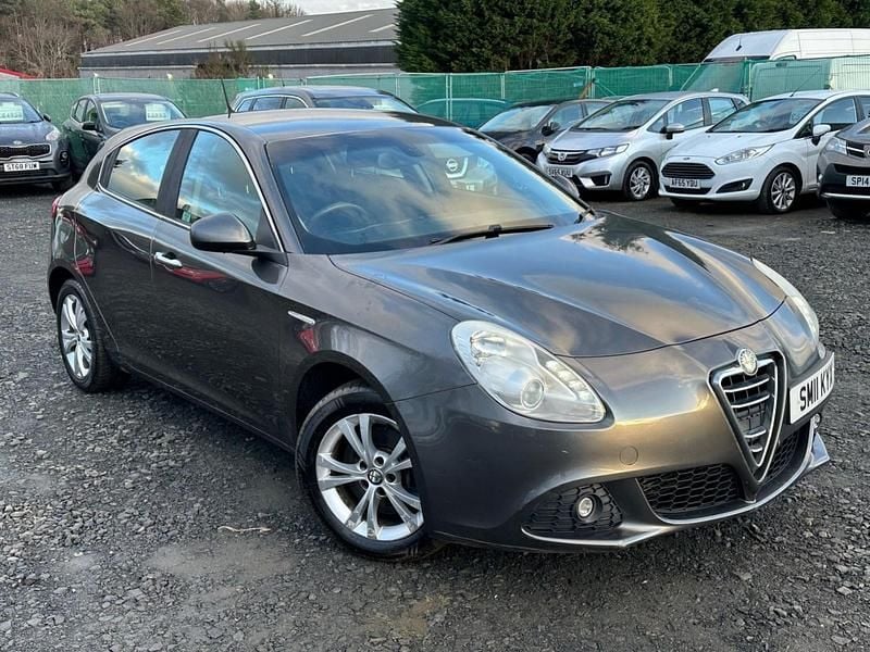 Grey Used 2011 Alfa Romeo Giulietta Lusso Hatchback | £2,995 (Good price) - Image 1/3