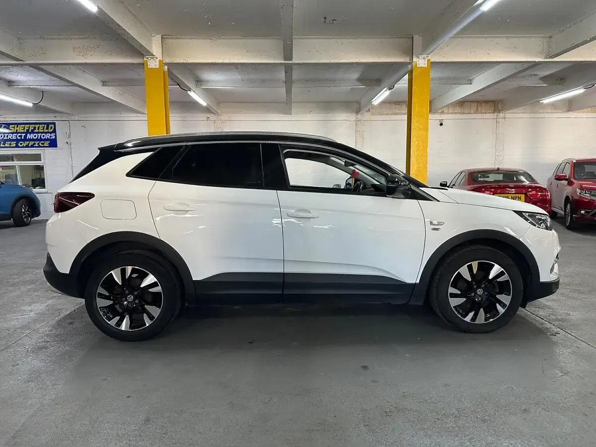 Used Vauxhall Grandland X Edition 2022 White SUV