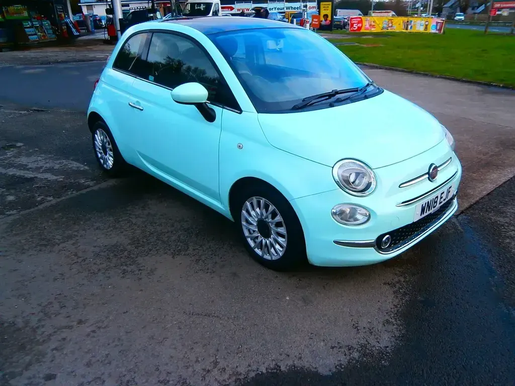 Used Fiat 500 Lounge 69 HP (50 kW) 2018 Green Hatchback