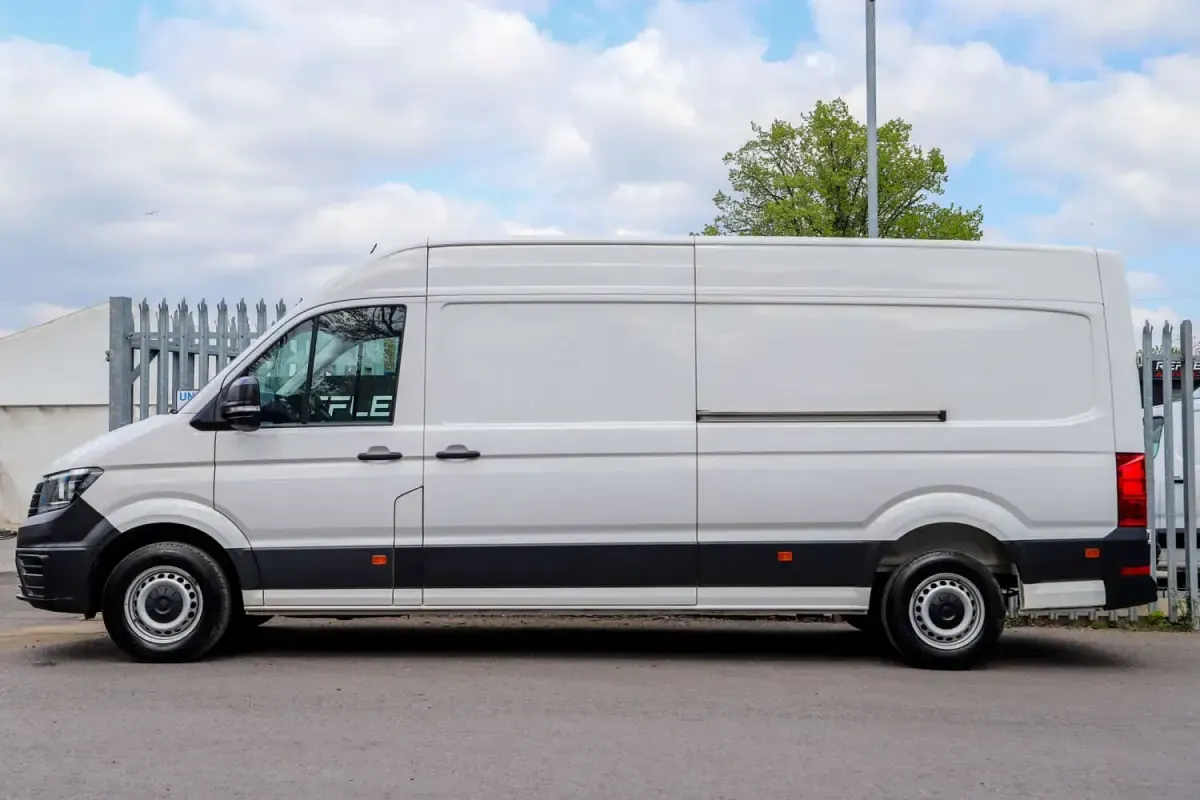 Used VW Crafter Startline 140 HP (102 kW) 2023 White Van
