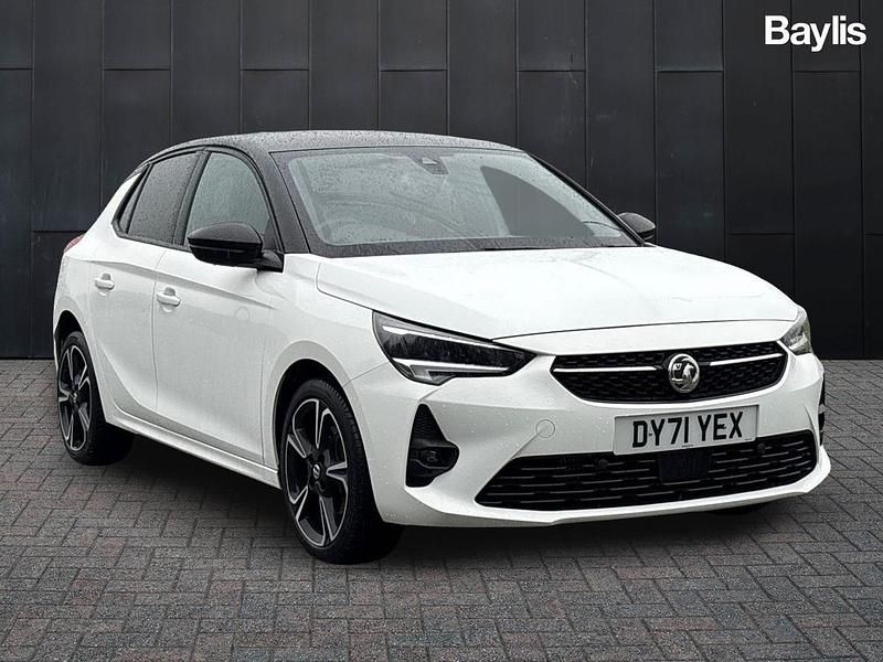Used Vauxhall Corsa SRi 101 HP (74 kW) 2021 White Hatchback