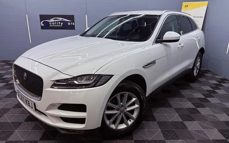 Used Jaguar F-Pace Prestige 180 HP (132 kW) 2017 SUV