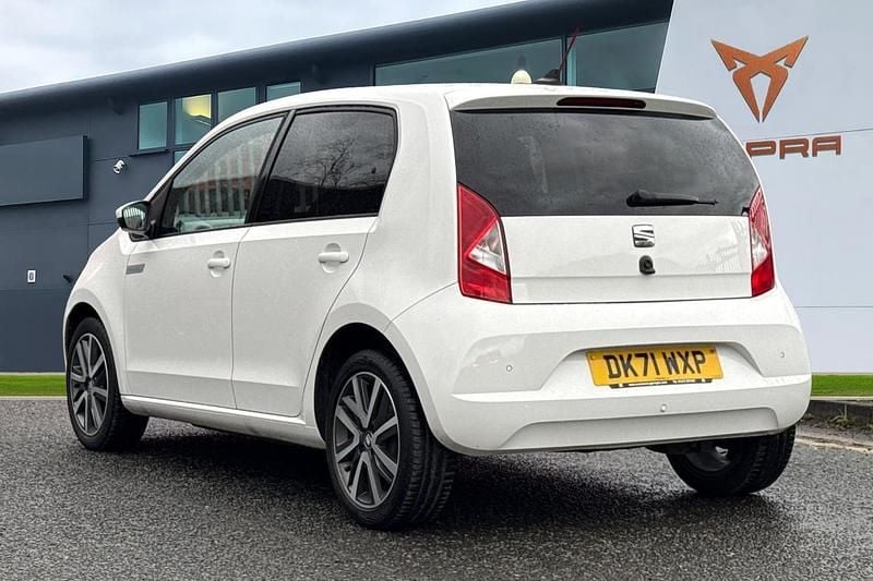 Used Seat Mii 36 kW (50 HP) 2021 White Hatchback