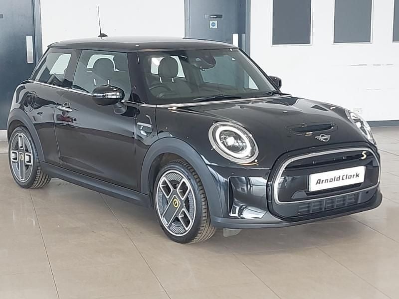 Used Mini Cooper S Level 2 135 kW (184 HP) 2023 Midnight black ii Hatchback