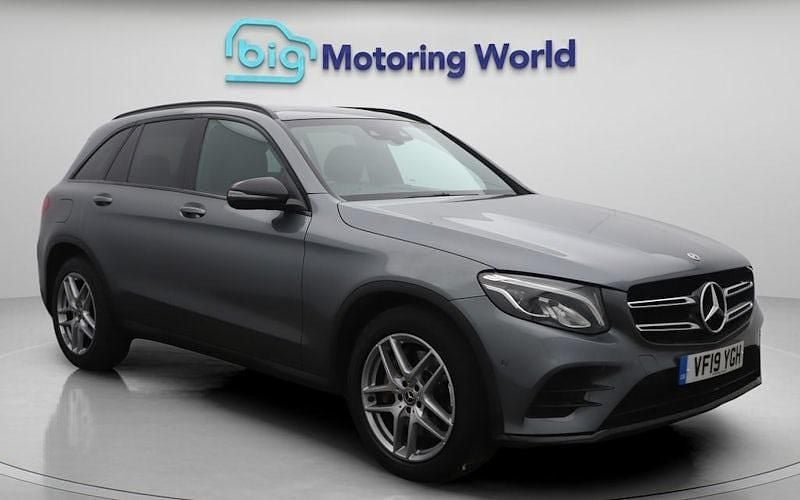 Used 2019 Mercedes GLC250 AMG Estate | £22,800 (Fair price) - Image 1/4