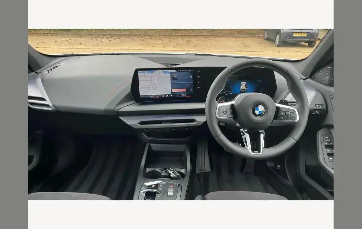 Used BMW 123 M Sport 200 HP (147 kW) 2026 White Hatchback
