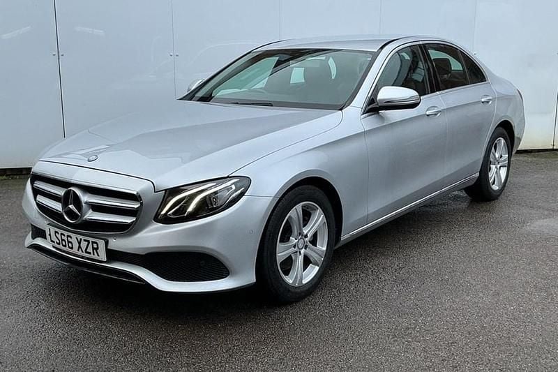 Used Mercedes E220 SE 2016 Silver Sedan