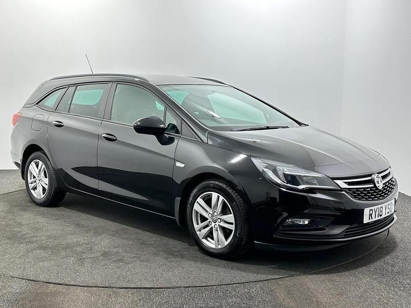 Used Vauxhall Astra Design Edition 2025 Black Estate