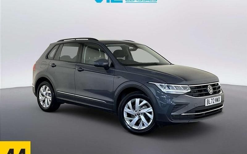 Used VW Tiguan S 150 HP (110 kW) 2023 Grey SUV