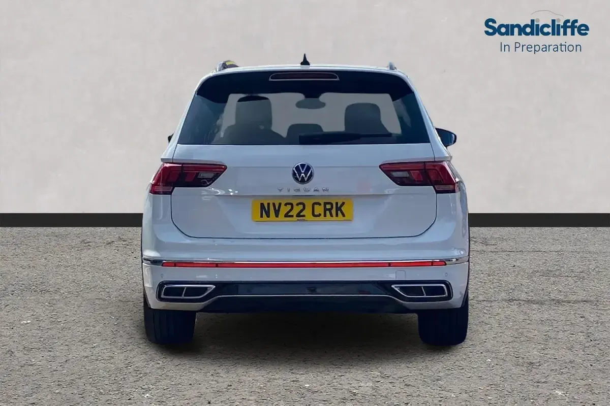Used VW Tiguan R-line 150 HP (110 kW) 2022 White SUV