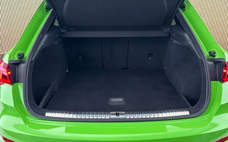 Used Audi Q3 Comfort 400 HP (294 kW) 2020 Green SUV