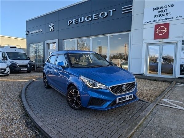 Blue Used 2018 MG MG3 Excite Hatchback | £7,995 (Fair price) - Image 1/1