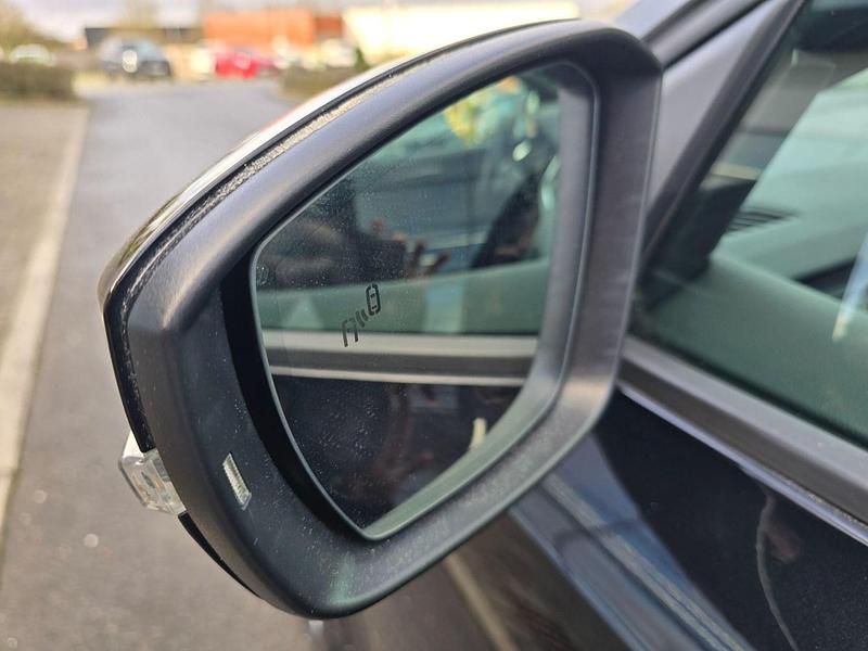 Used Skoda Octavia vRS 245 HP (180 kW) 2019 Black Estate