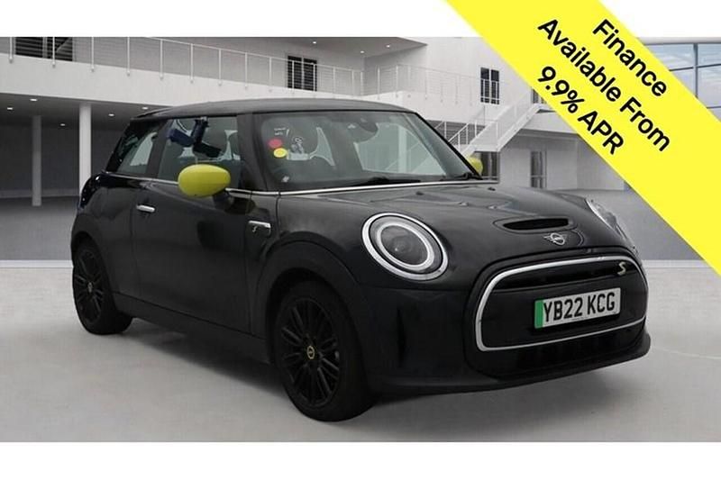 Begagnad Mini Cooper S Hatch 135 kW (184 HK) 2022 Halvkombi