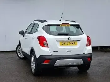 Used Vauxhall Mokka 115 HP (84 kW) 2017 White SUV