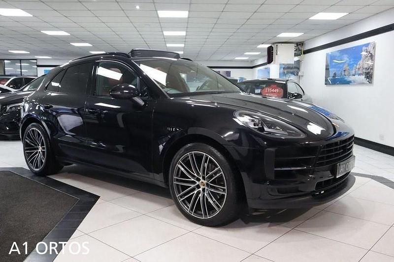 Black Used 2019 Porsche Macan SUV | £38,949 (Expensive) - Image 1/4