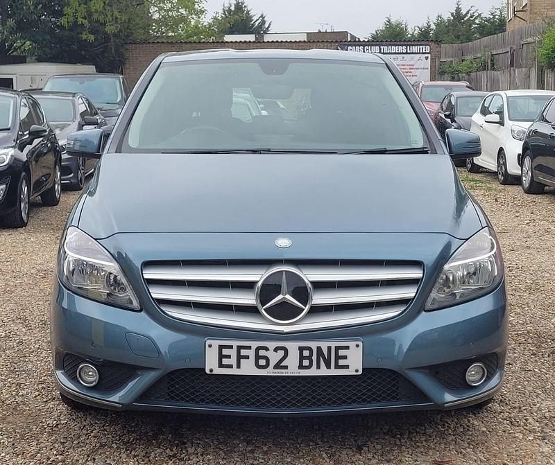 Used Mercedes B180 SE 122 HP (89 kW) 2012 Blue MPV