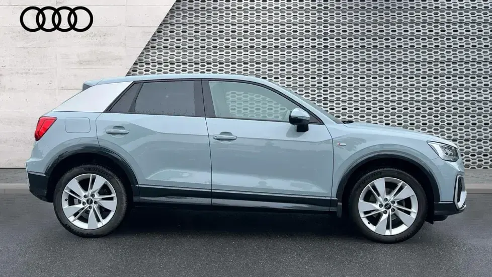 Used Audi Q2 S-Line 150 HP (110 kW) 2023 Grey SUV