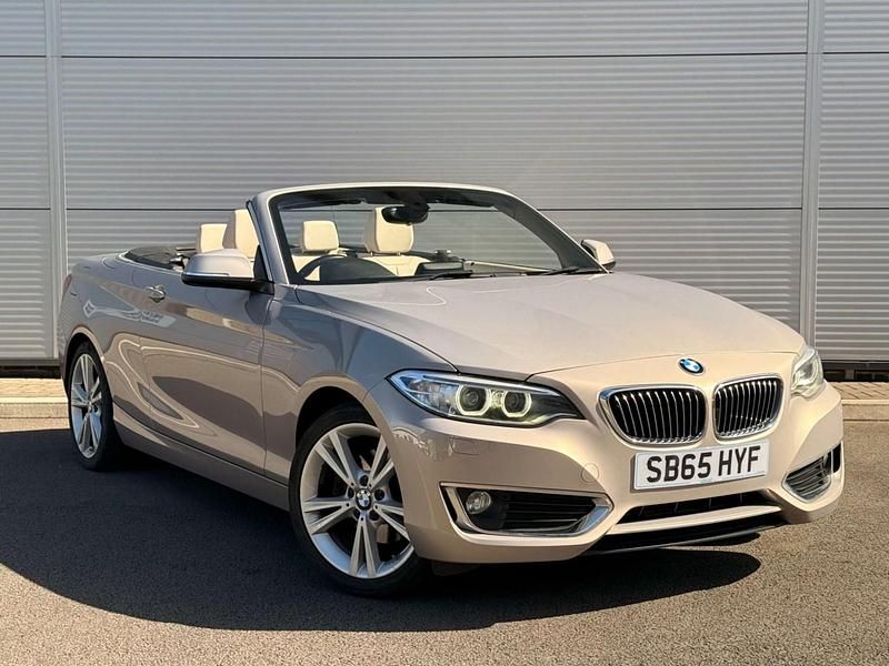 Used BMW 220 Luxury Line 190 HP (139 kW) 2015 Silver Cabriolet