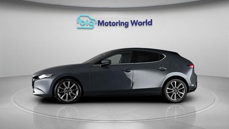Used Mazda 3 Inclusive 122 HP (89 kW) 2020 Grey Hatchback