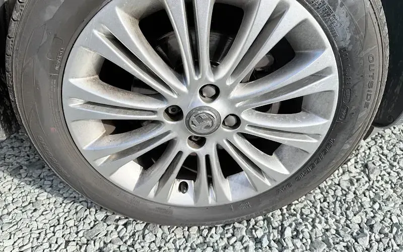 Used Vauxhall Corsa 101 HP (74 kW) 2013 Silver Hatchback