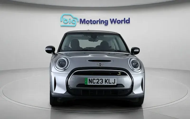 Used Mini Cooper S Hatch 135 kW (184 HP) 2023 Silver Hatchback