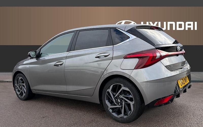 Used Hyundai i20 Premium 101 HP (74 kW) 2023 Hatchback