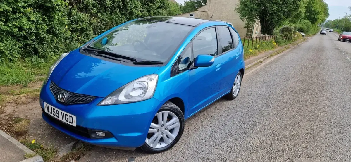 Begagnad Honda Jazz EX 100 HK (73 kW) 2009 Blå Halvkombi