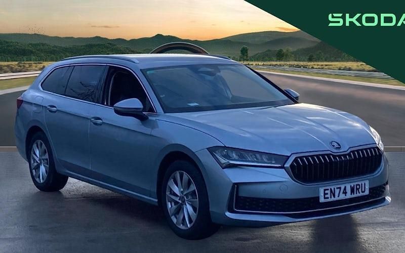 Used 2026 Skoda Superb SE Technology Estate | £24,990 (Fair price) - Image 1/4