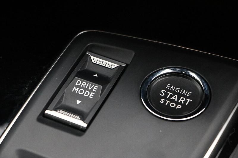 Used Peugeot 508 SW Allure 222 HP (163 kW) 2024 Blue Estate