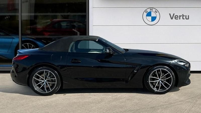 Used BMW Z4 Sport Line 197 HP (144 kW) 2019 Black Cabriolet