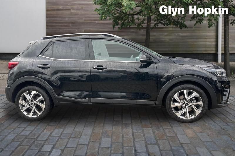 Used Kia Stonic GT-Line 98 HP (72 kW) 2025 Black SUV