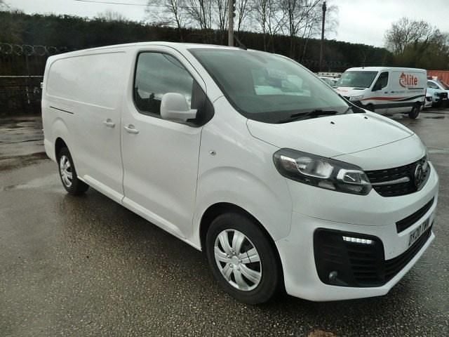 Used Vauxhall Vivaro Sportive 100 HP (73 kW) 2020 White MPV