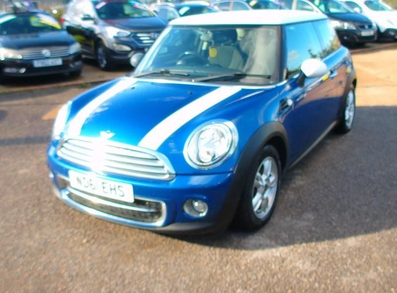 Used Mini Cooper D Hatch 112 HP (82 kW) 2011 Blue Hatchback