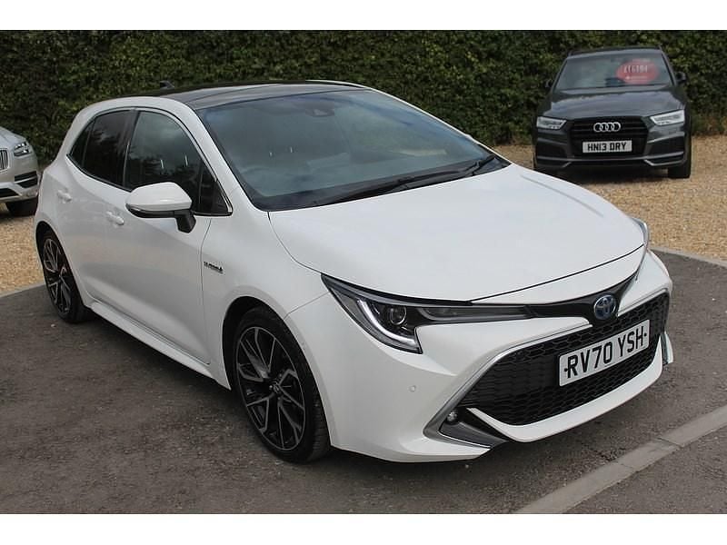 White Used 2020 Toyota Corolla Hatchback | £17,995 (Fair price) - Image 1/2