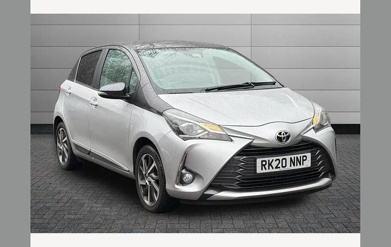 Used Toyota Yaris 109 HP (80 kW) 2020 Silver Hatchback