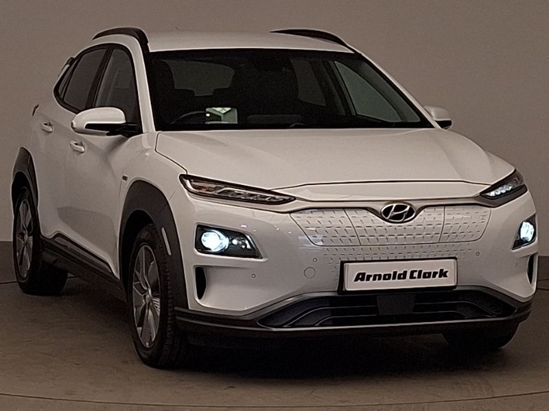 White Used 2019 Hyundai Kona Premium SE SUV | £13,498 (A bit pricey) - Image 1/4