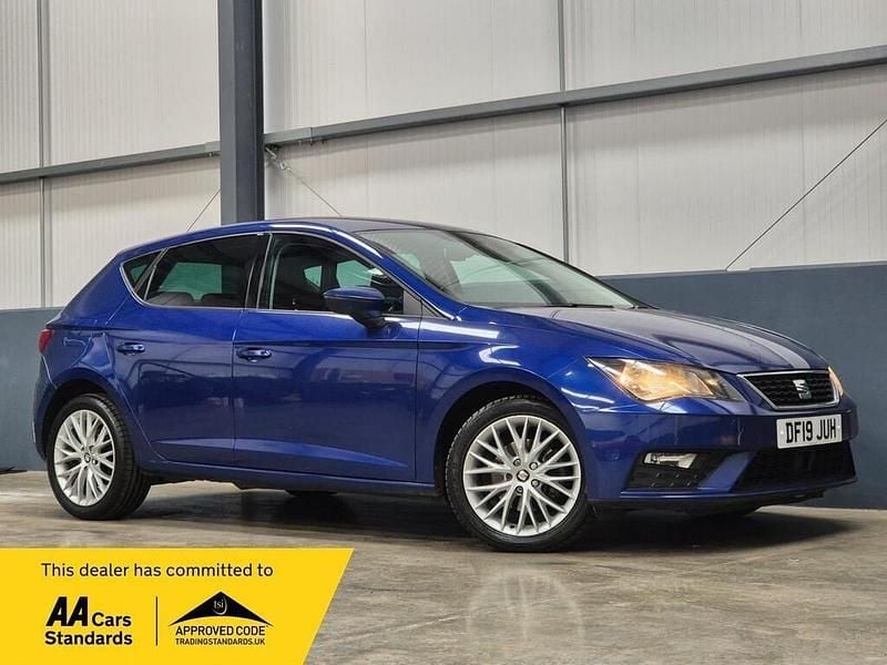 Blue Used 2019 Seat Leon SE Dynamic Hatchback | £5,490 (Fair price) - Image 1/3