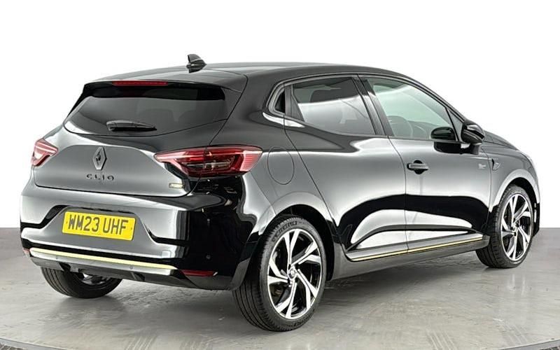 Used Renault Clio V Engineered 145 HP (106 kW) 2023 Black Hatchback