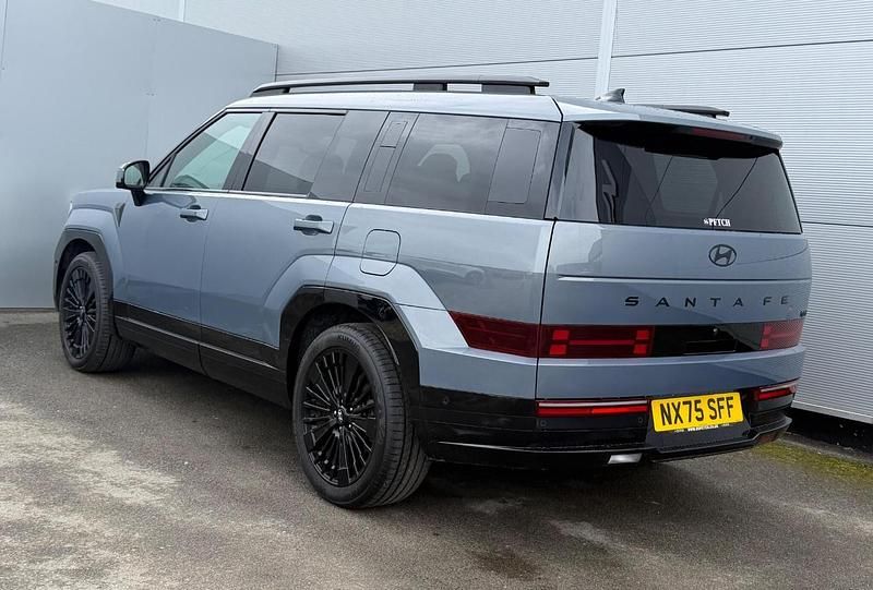 Used Hyundai Santa Fe 212 HP (155 kW) 2025 Blue SUV