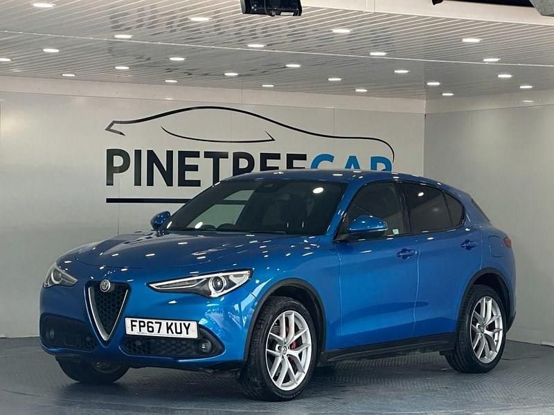 Used Alfa Romeo Stelvio 210 HP (154 kW) 2017 Blue SUV