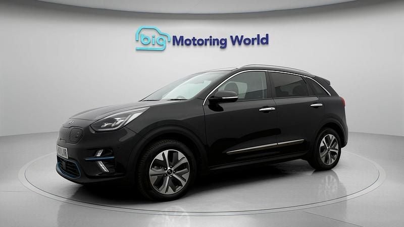 Used Kia e-Niro Plus 147 kW (201 HP) 2022 Black SUV