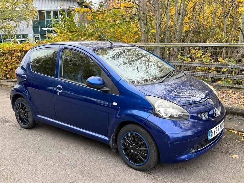 Blue Used 2007 Toyota Aygo Hatchback | £1,495 (Good price) - Image 1/4