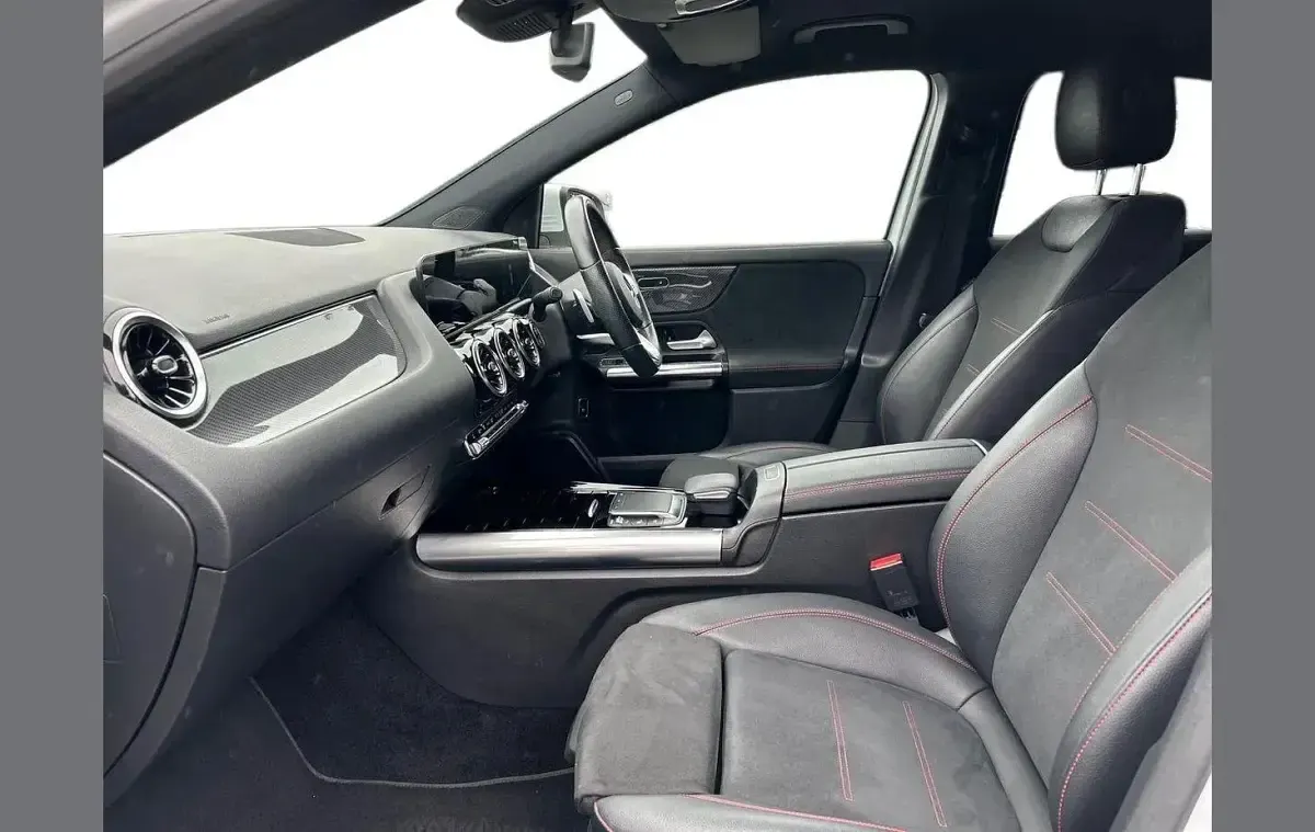 Used Mercedes GLA200 Executive 161 HP (118 kW) 2021 White SUV